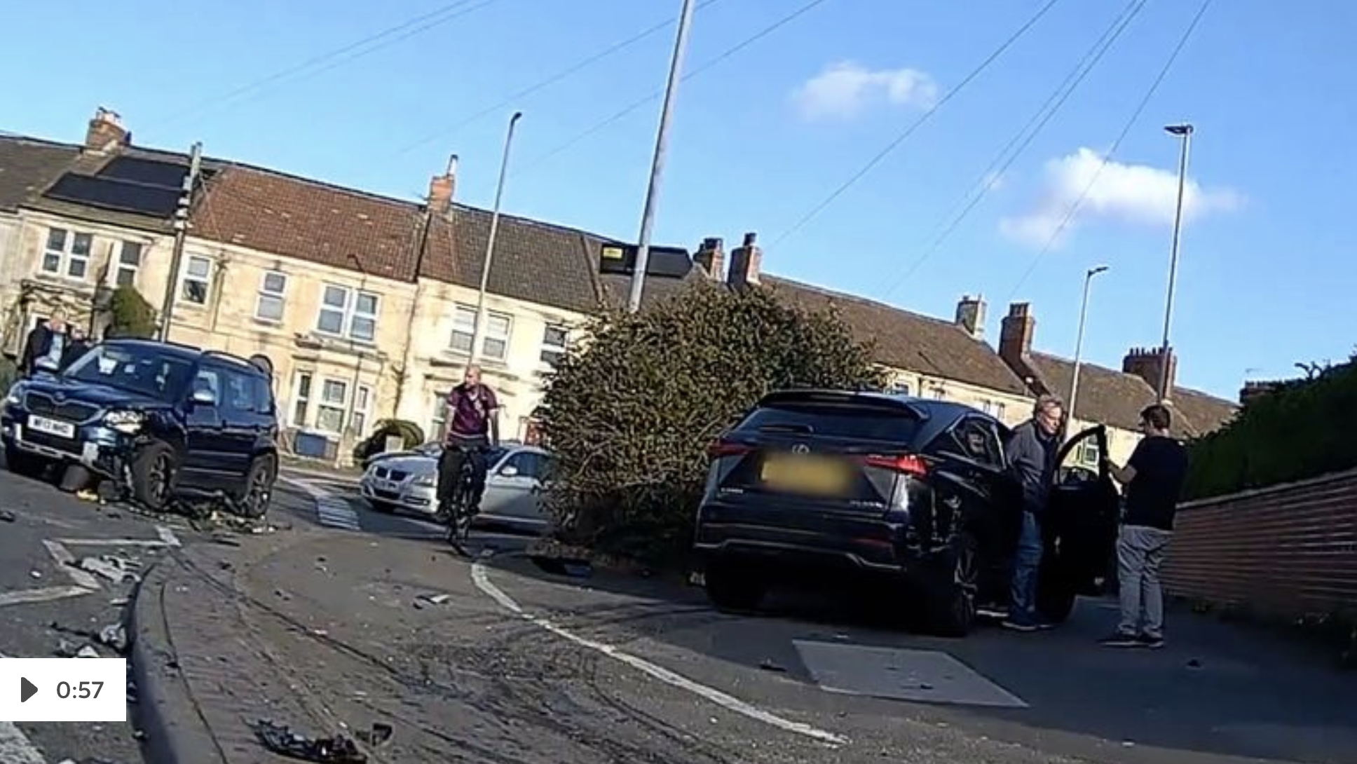 Drunk driver smashes into cars and traffic lights